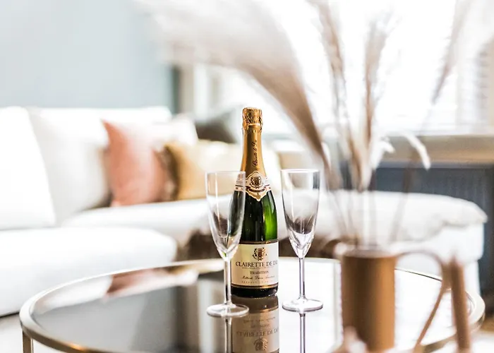 Haya Historic - Rose Apartment *